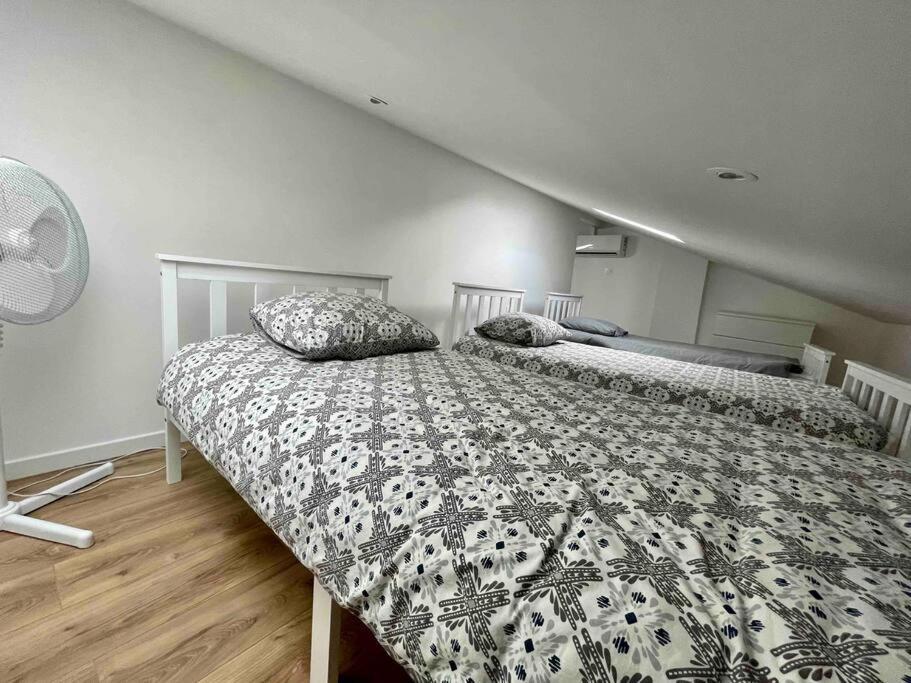 Magnifique Appartement Нарбонна Экстерьер фото